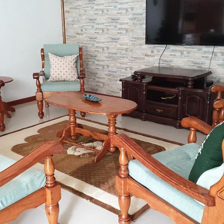 Port Glaud Chrisent Residence מראה חיצוני תמונה