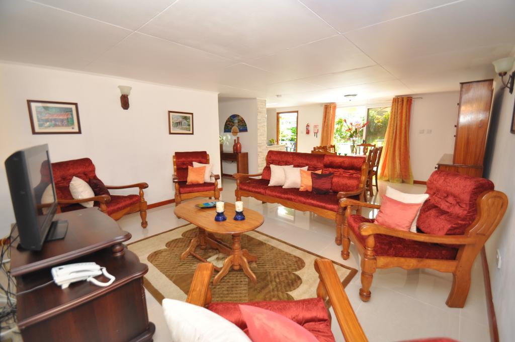 Port Glaud Chrisent Residence מראה חיצוני תמונה