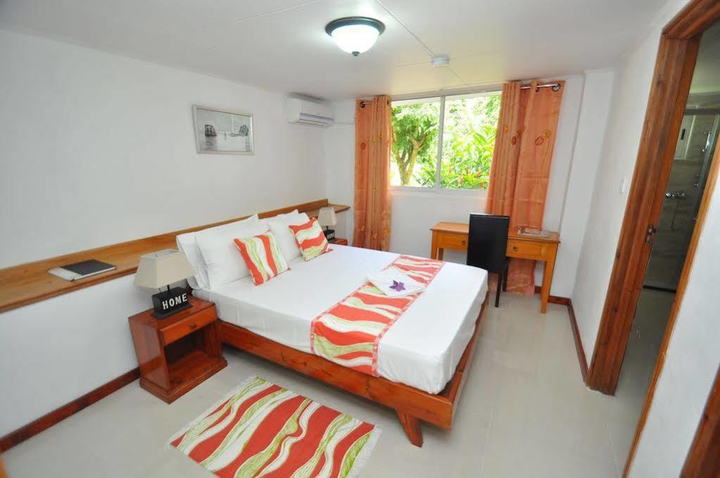 Port Glaud Chrisent Residence מראה חיצוני תמונה